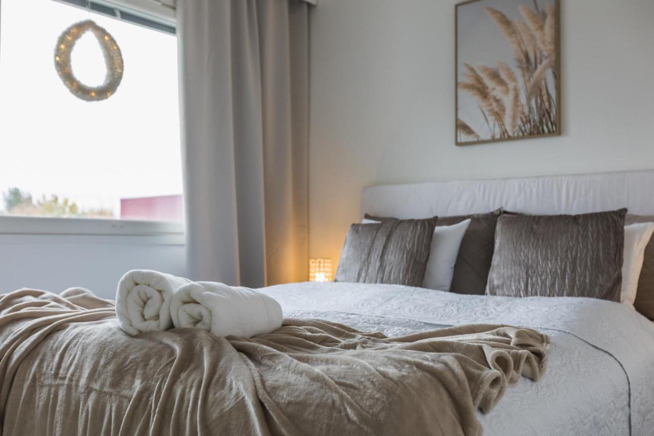 Penthouse With Sauna - King Size Bed - Free Wifi! Rovaniemi Ngoại thất bức ảnh